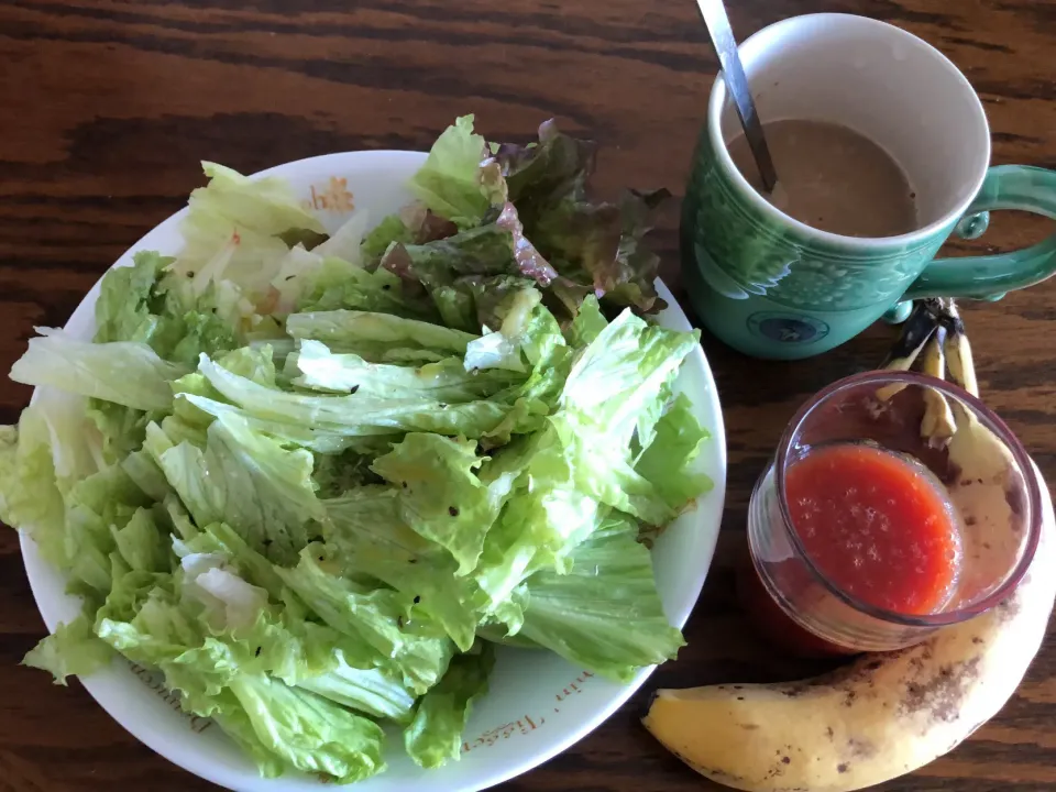 レタスをたっぷり食べます。|akesanさん