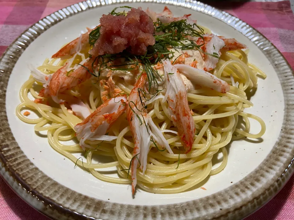 明太パスタ＋カニカマ、サーモンフレーク|ハルのただ飯さん