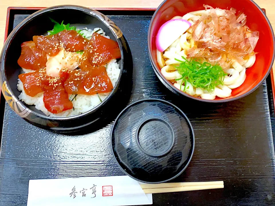 Snapdishの料理写真:手ごね寿司と伊勢うどん|Shino88さん