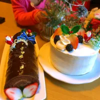 Snapdishの料理写真:クリスマスケーキ|yenzzzzさん