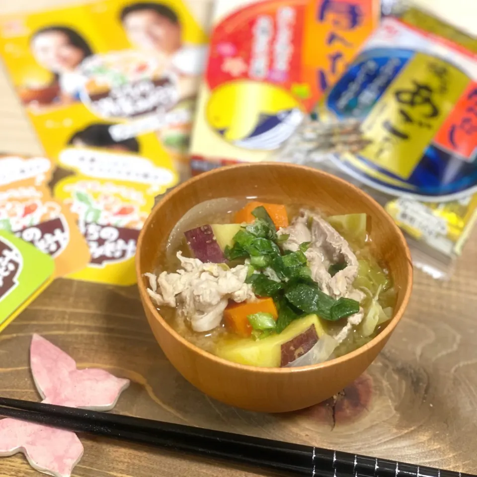 Snapdishの料理写真:うちの満菜みそ汁|☆senchan☆さん