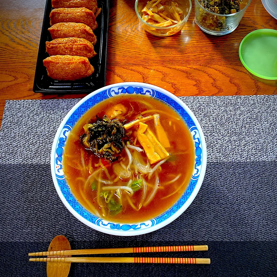 Snapdishの料理写真:昔ながらの醤油ラーメン|yakinasuさん