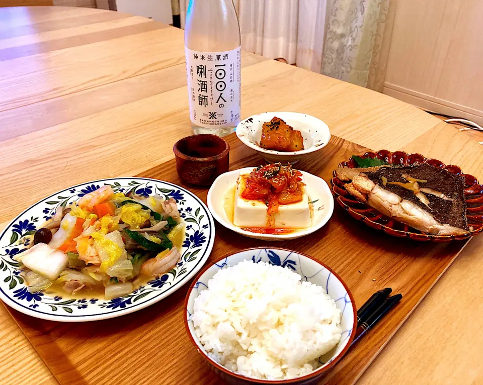 今日の夕食　カレイの煮付け　中華風うま煮　キムチ冷奴　大学いも|ふわ猫はなちゃんさん