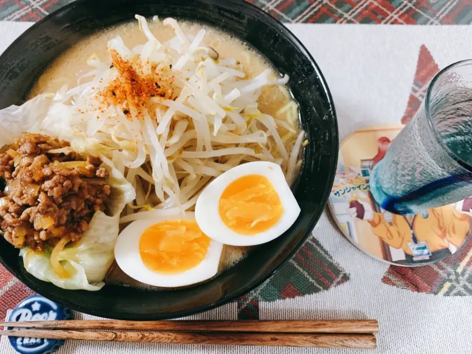 Snapdishの料理写真:とんこつラーメン|るるさん