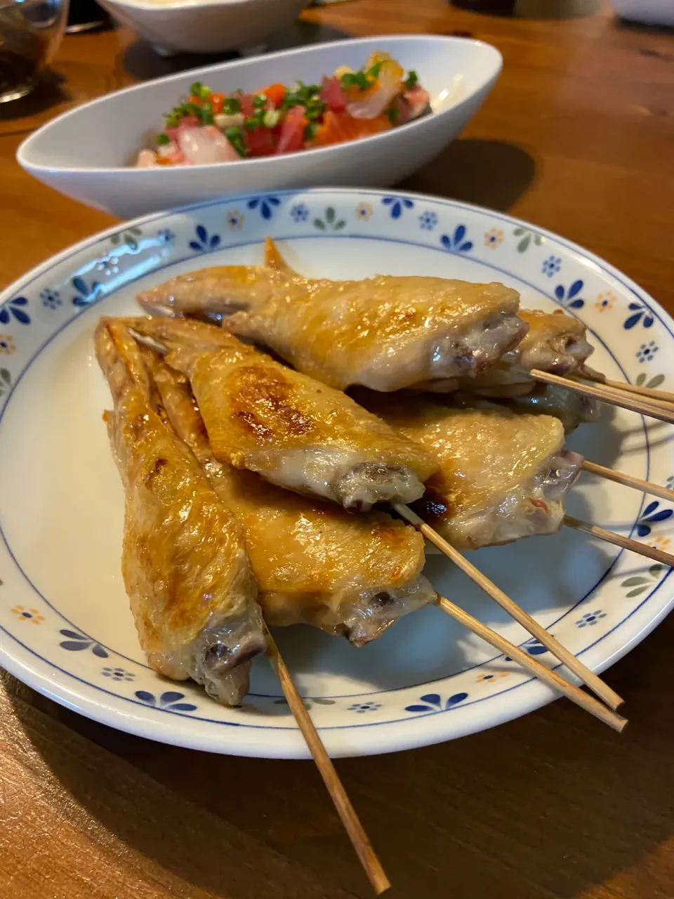 12/23の夕食　鶏手羽焼きとちらし寿司|yoneさん