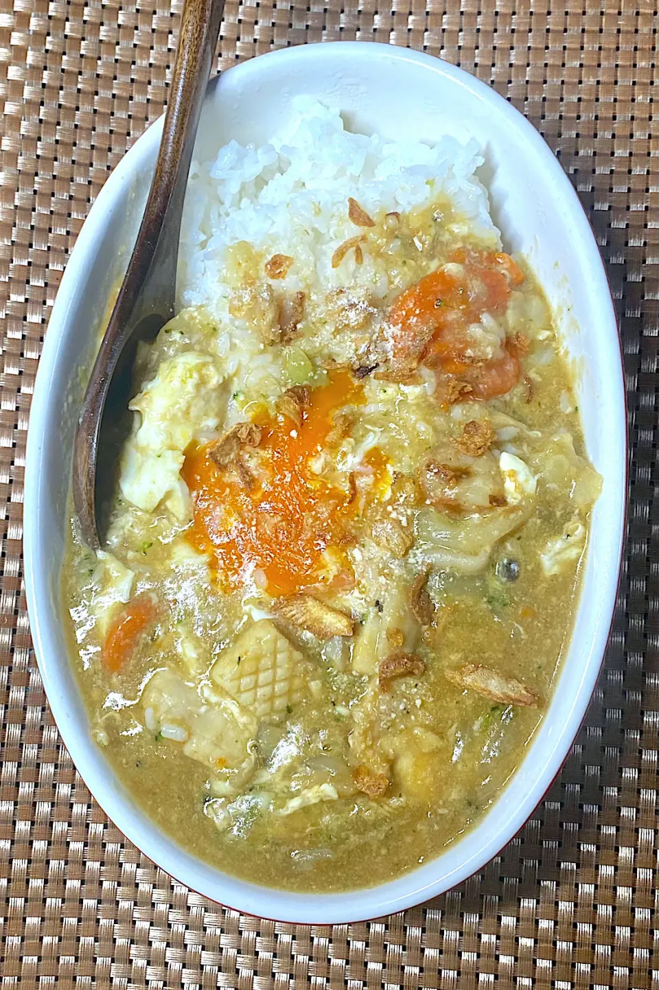 Snapdishの料理写真:煮込みカレー|すくらんぶるえっぐさん