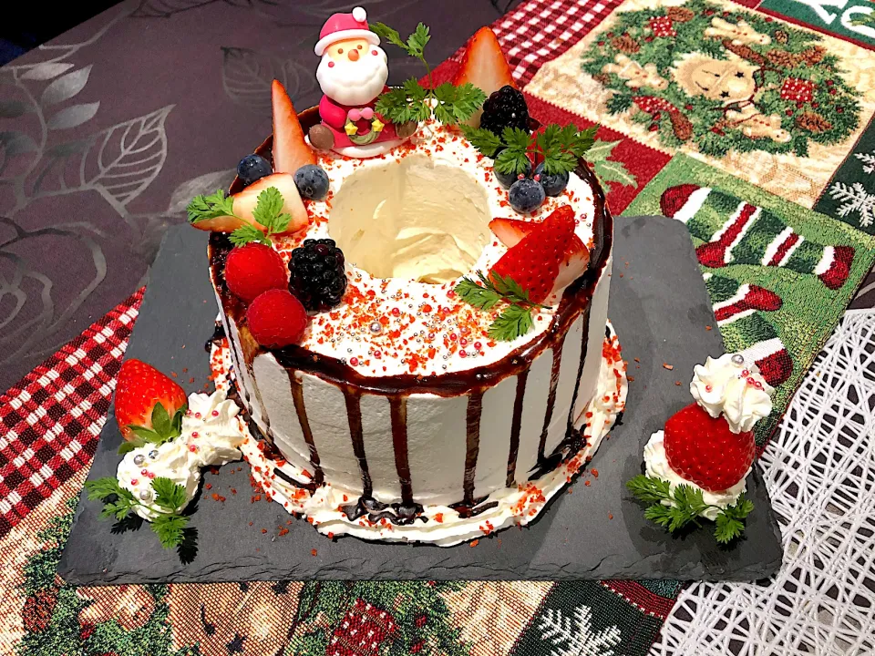 Snapdishの料理写真:手作りChristmas cake|yan&kenさん