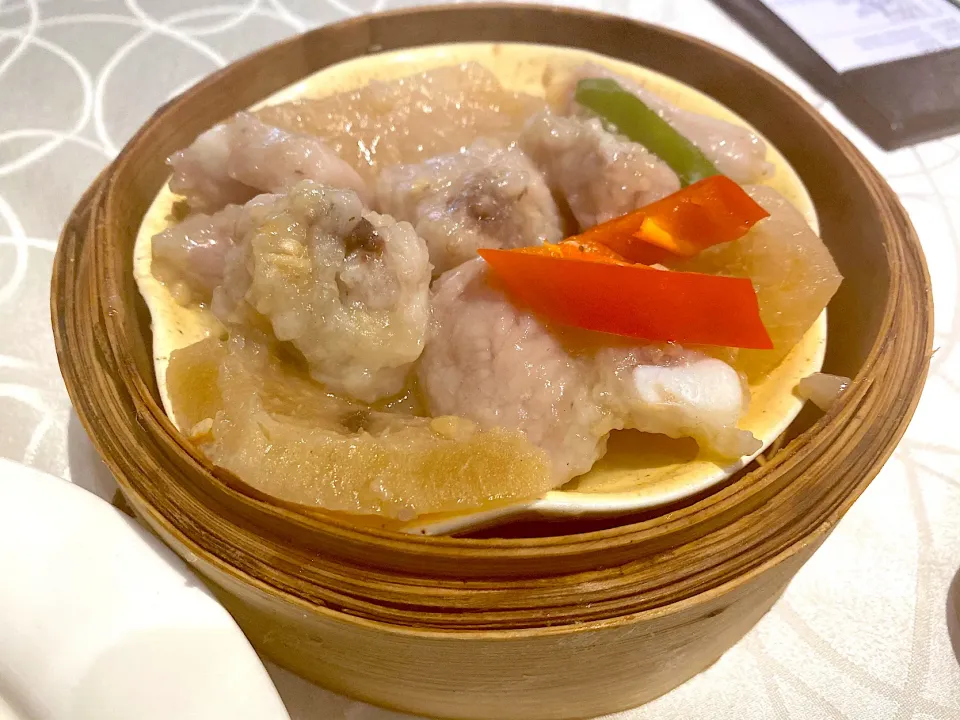 Steamed pork ribs with pomelo peel|skyblueさん