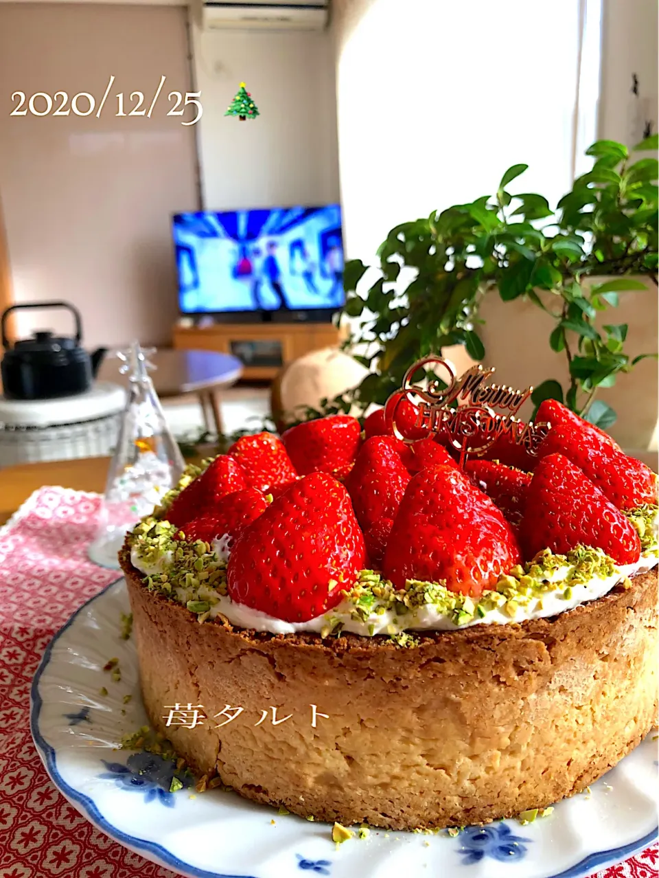 Snapdishの料理写真:Xmasケーキ♪苺タルト〜|ゆきさん