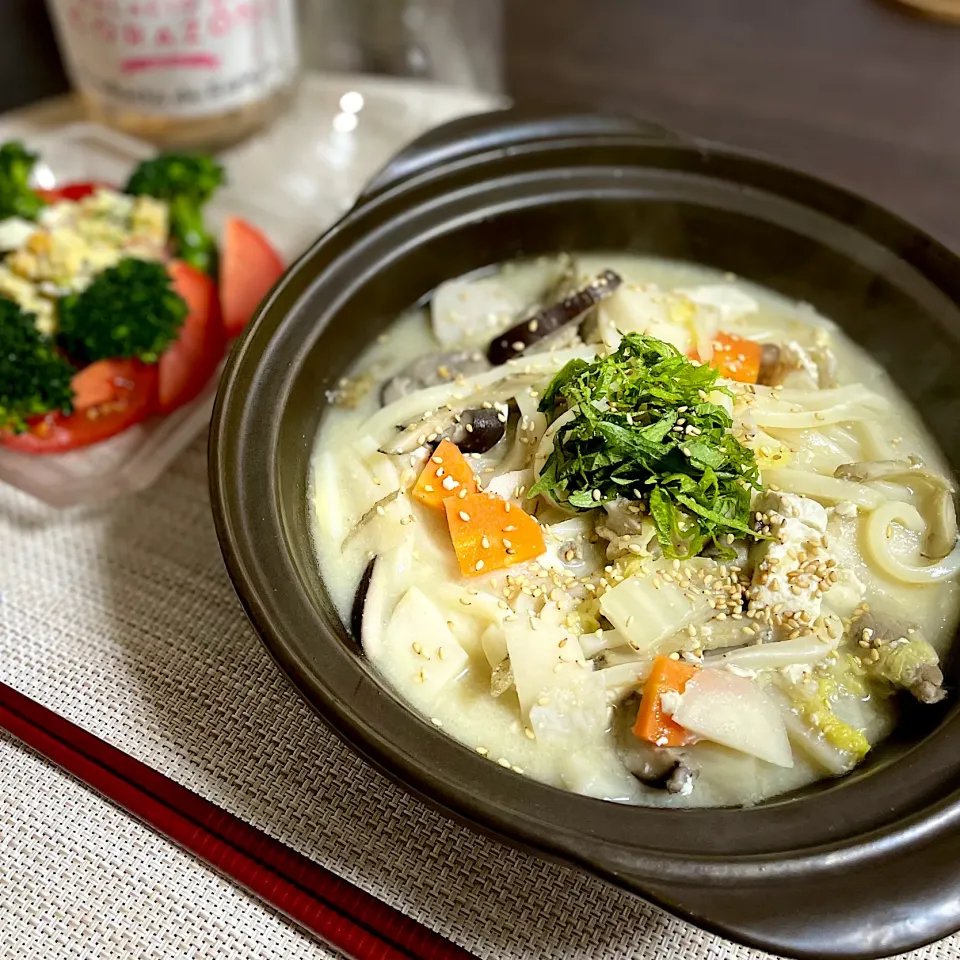 Snapdishの料理写真:12/25晩ご飯：豚汁うどん|ななみんさん