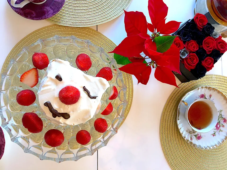 Snapdishの料理写真:Merry Christmas from a white bear with red nose|PeachPieさん