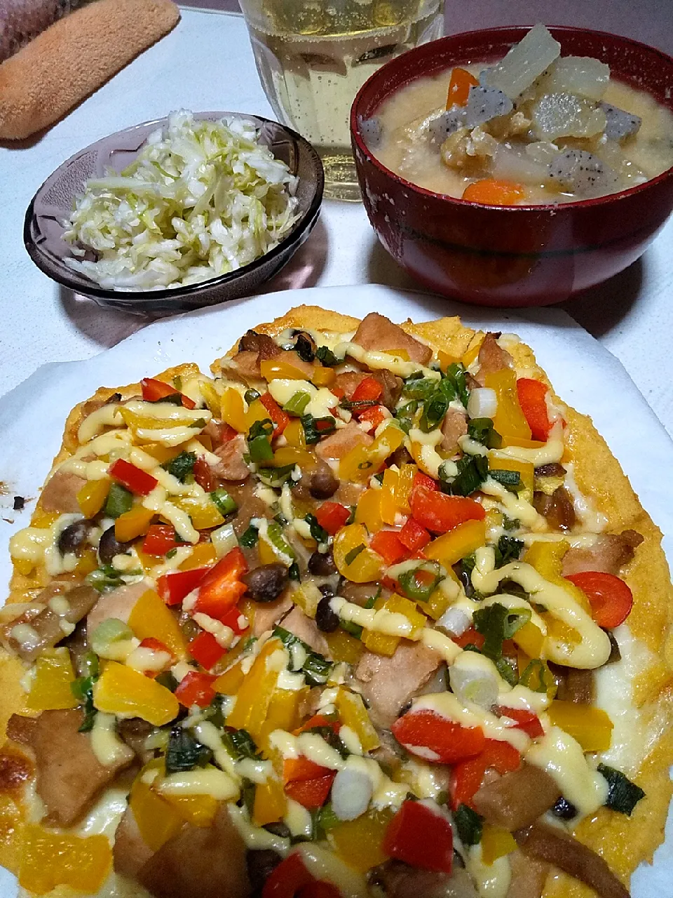 今日の晩御飯
※おからパウダーピザ～照り焼きチキン
※粕汁
※酢キャベツ
※スパークリングワイン|れあMIXさん