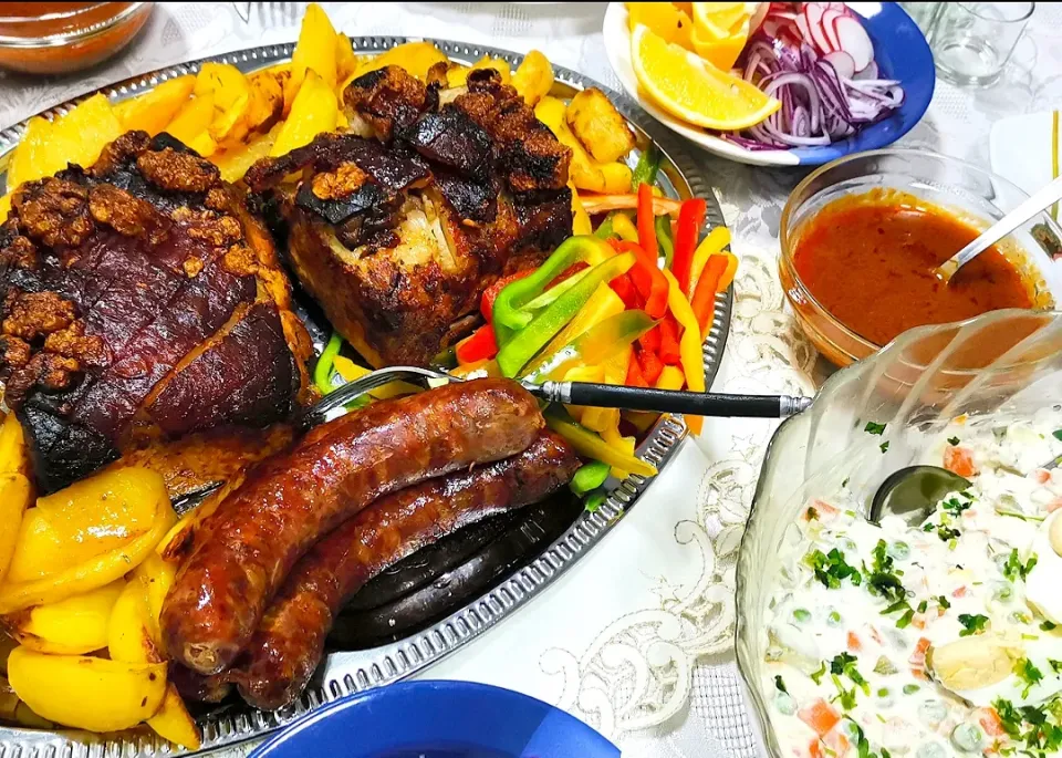 Roasted Pork, Sausage, French Salad|Appa Greenさん