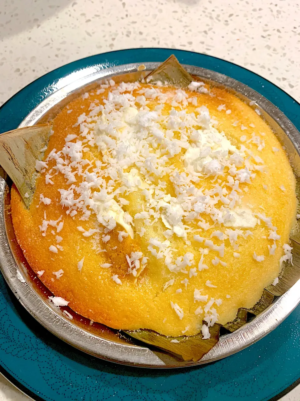 Bibingka topped with freshly grated coconut|🌺IAnneさん