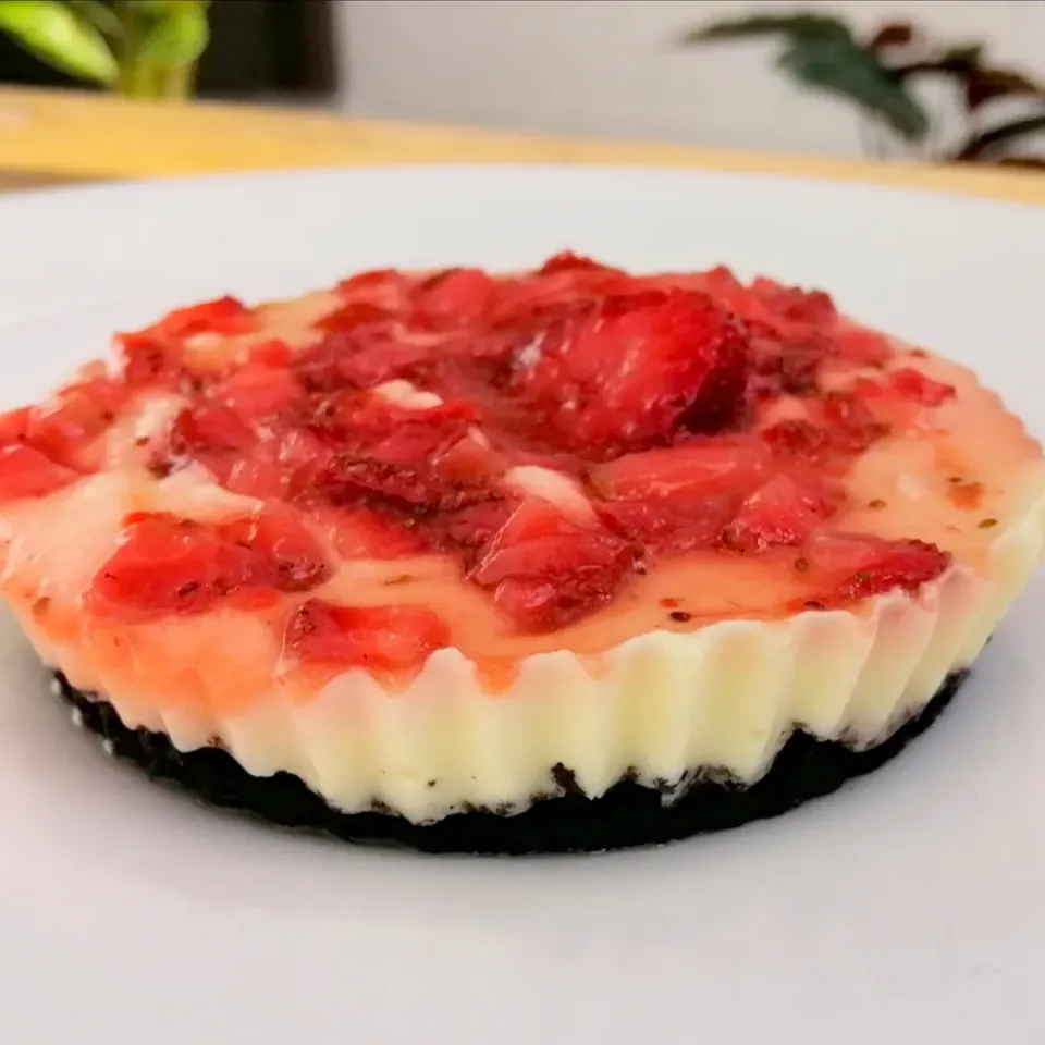 Strawberry Cheesecake by Warung Adut|Warung Adutさん