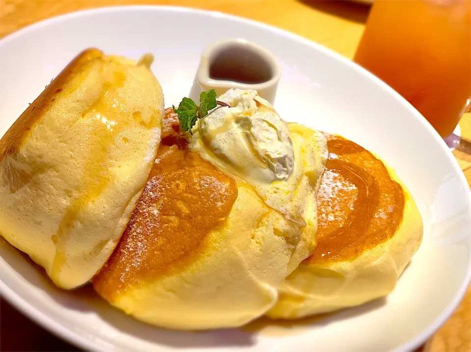 オリジナルパンケーキハウスなんば店　ふわふわパンケーキ🥞|ふくすけ食堂さん