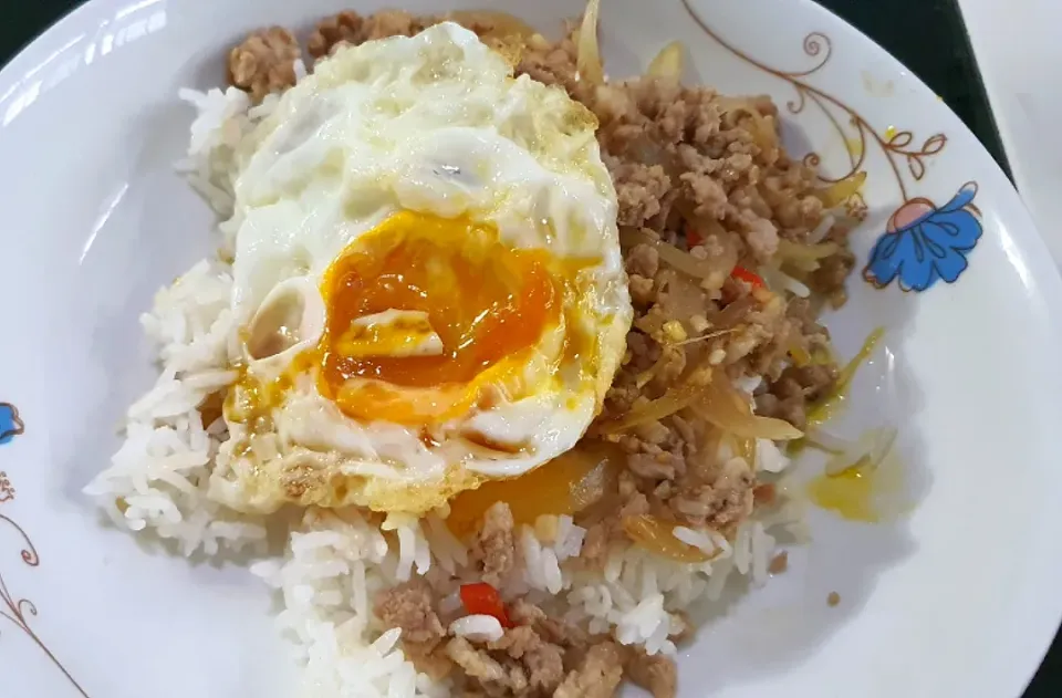 Stir fry minced pork onions garlic 🌶 🍚 🍳😋🥰😍💋|🌷lynnlicious🌷さん