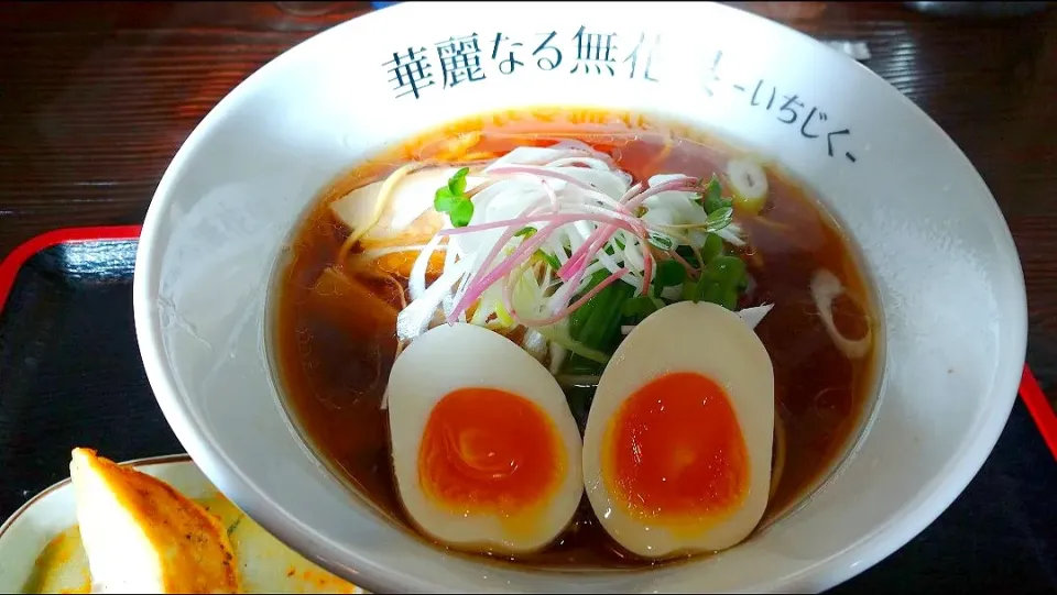 外食
醤油ラーメン|卯月さん