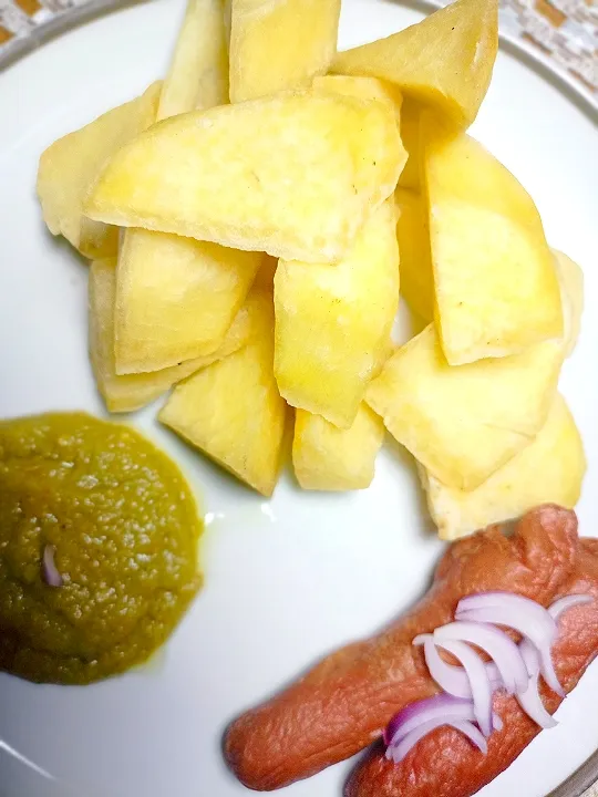 Fried yam with green pepper sauce and sauceage|Jackieさん