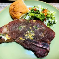 Steak and veggies|Jaimie Alvarezさん