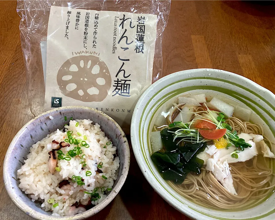 頂き物で 休日 Lunch 🐙🍜|sakuramochiさん