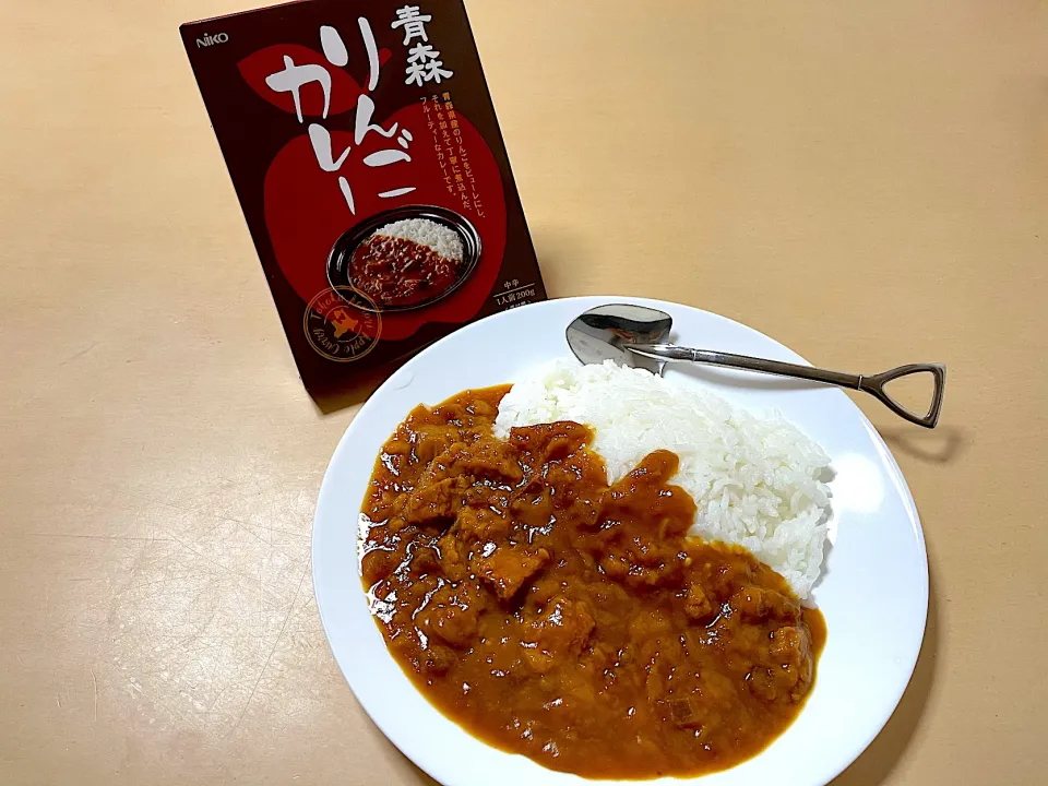 青森りんごカレー|マハロ菊池さん