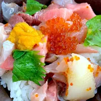 Snapdishの料理写真:海鮮丼|ハニーさん