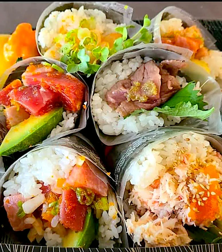 Temaki Sushi (hand rolls)|gonbenさん