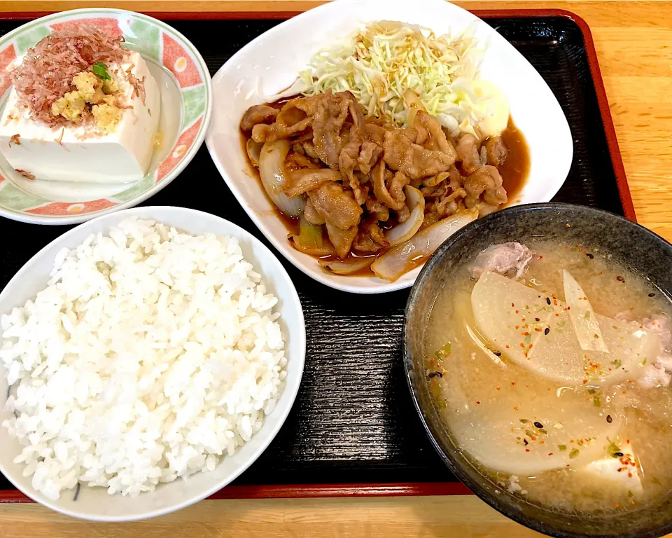 Snapdishの料理写真:しょうが焼き定食|ゆうじ.さん