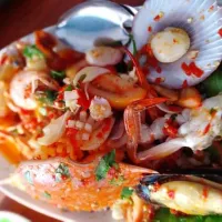 Snapdishの料理写真:seafood|ေအာင္ကိုဇင္さん