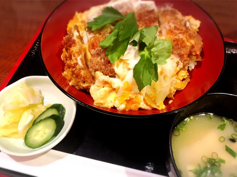 カツ丼定食 ¥750|Blue Moon Caféさん