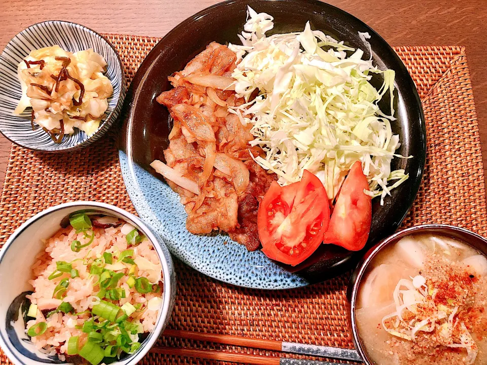 Grilled pork with ginger sauce,Octopus mixed rice,and pork miso soup|taka-chanさん