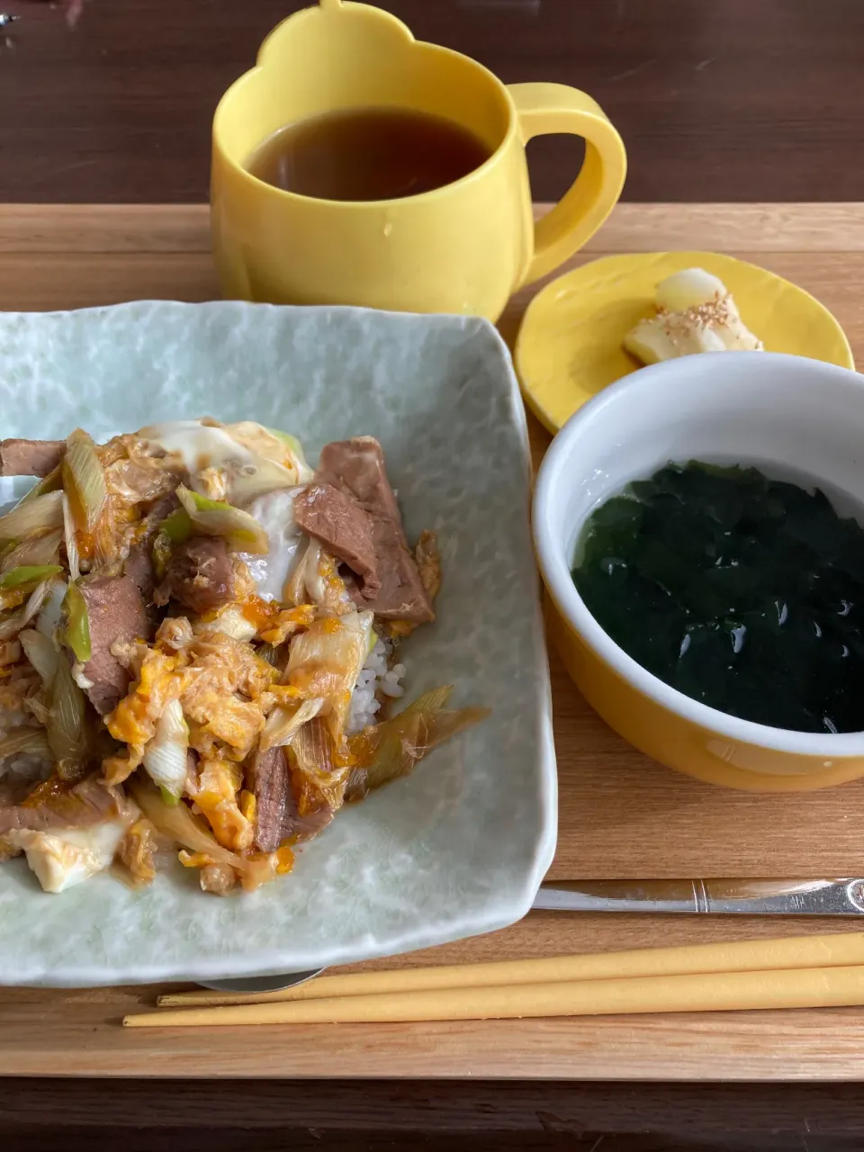 Snapdishの料理写真:豚ヒレ卵とじ丼|なつこいっきママさん