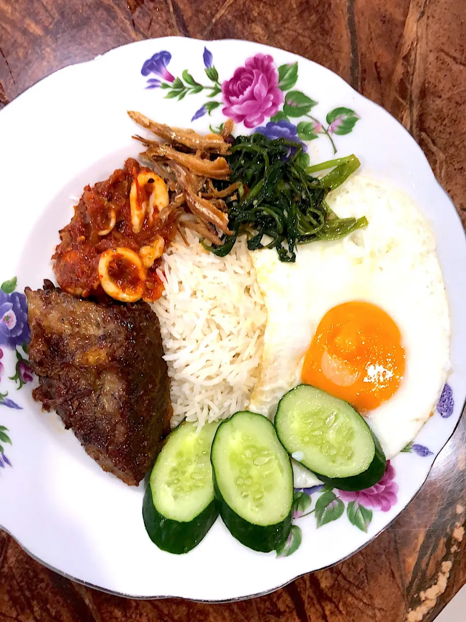 Nasi lemak with honey BBQ ribs|Amy Aliyyaさん