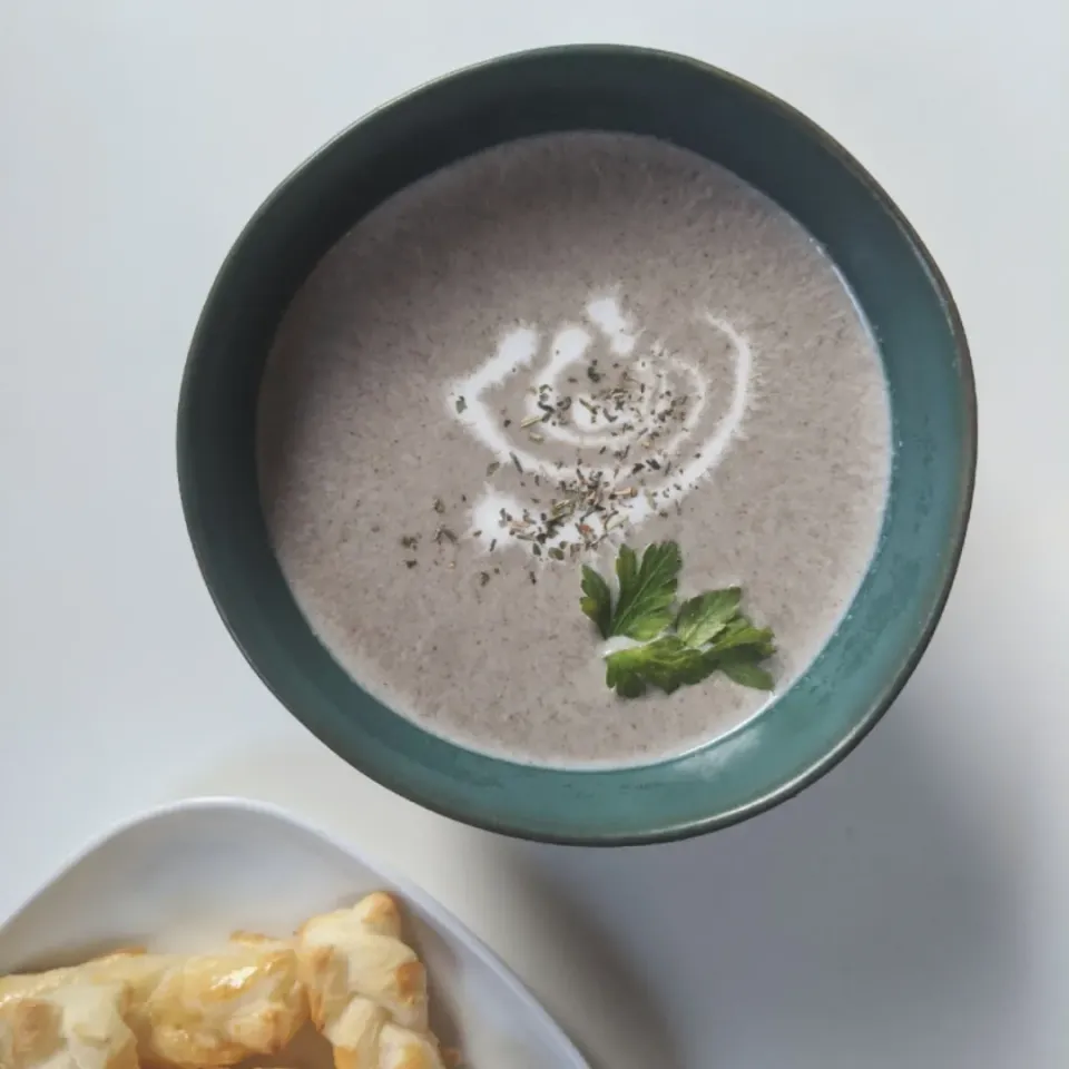 Homemade Cream Mushroom Soup|ecywrさん