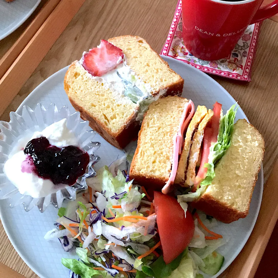 ブリオッシュパンでチューリップサンド🌷🍞|mokoさん