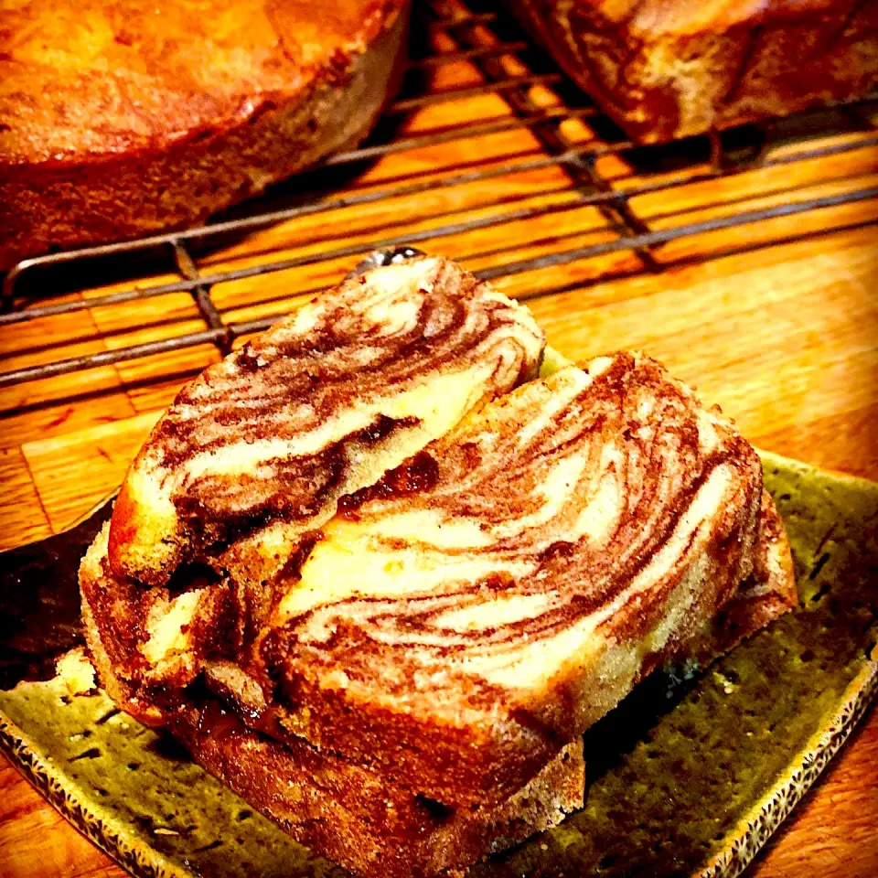 Marble Cake made with Chocolate & Lemon Curd with Vanilla  #cake #baking #homecooking #ilovebaking|Emanuel Hayashiさん