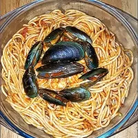 "Spaghetti Seafood Marinara" is an Italian Cuisine which ingredients are mostly Seafoods specifically Shrimp or Prawns, Squid, Mussels and bits of Cream Dory aka Fish Fillet. |Tinaさん