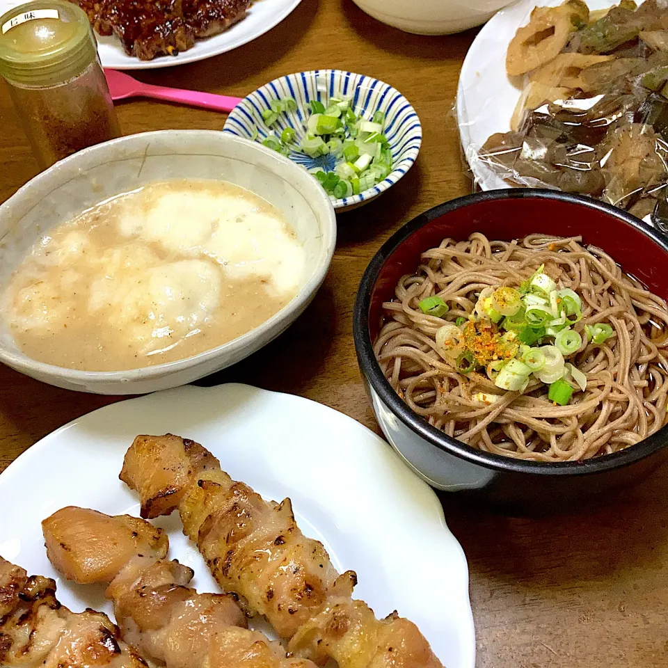 とろろ蕎麦と焼き鳥|みんみんさん