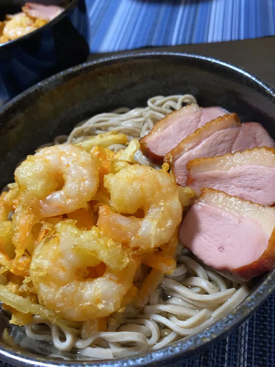 海老かき揚げと合鴨の少し早めの年越し蕎麦|ちぐけんさん