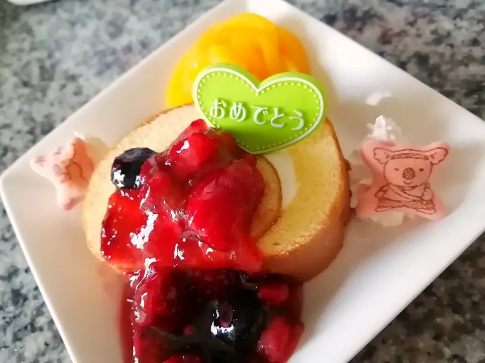 Snapdishの料理写真:パパ　BIRTHDAYケーキ|あぁちゃんさん