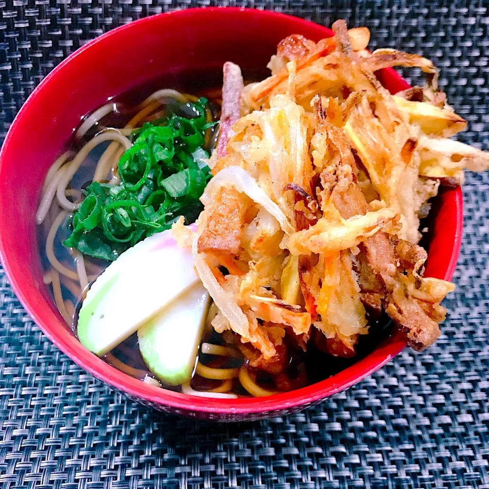 天ぷら蕎麦で年越しです𓎩 ⸝⸝|めぐぐさん