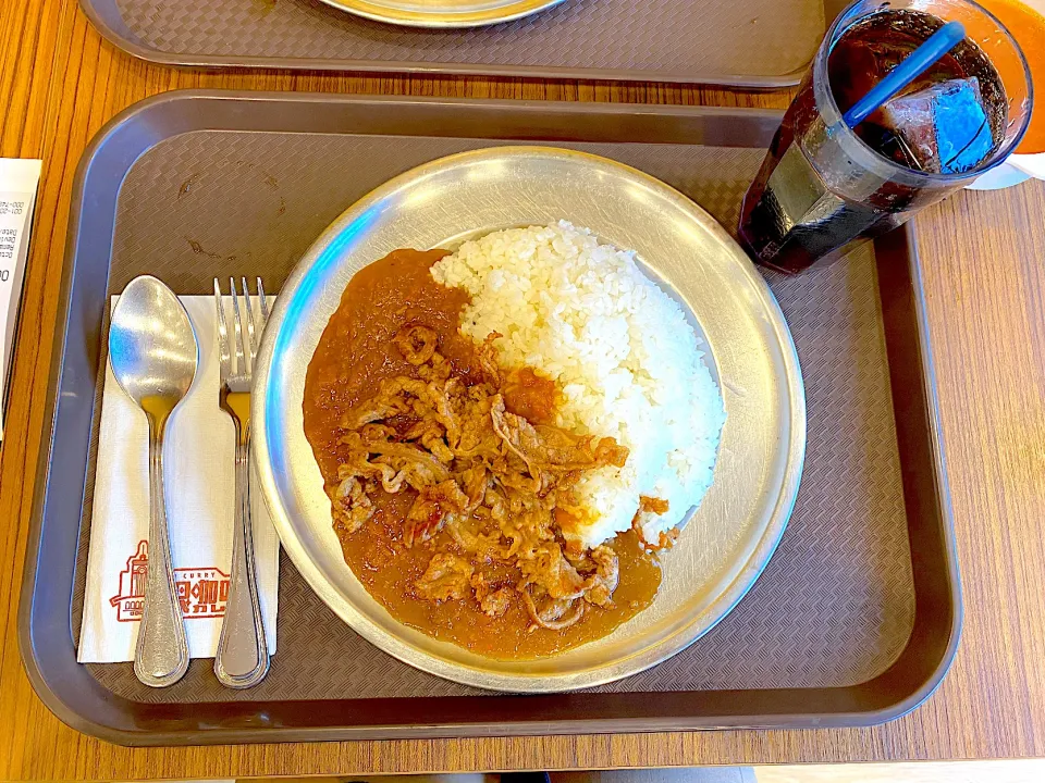 Snapdishの料理写真:Beef curry rice and coke|skyblueさん