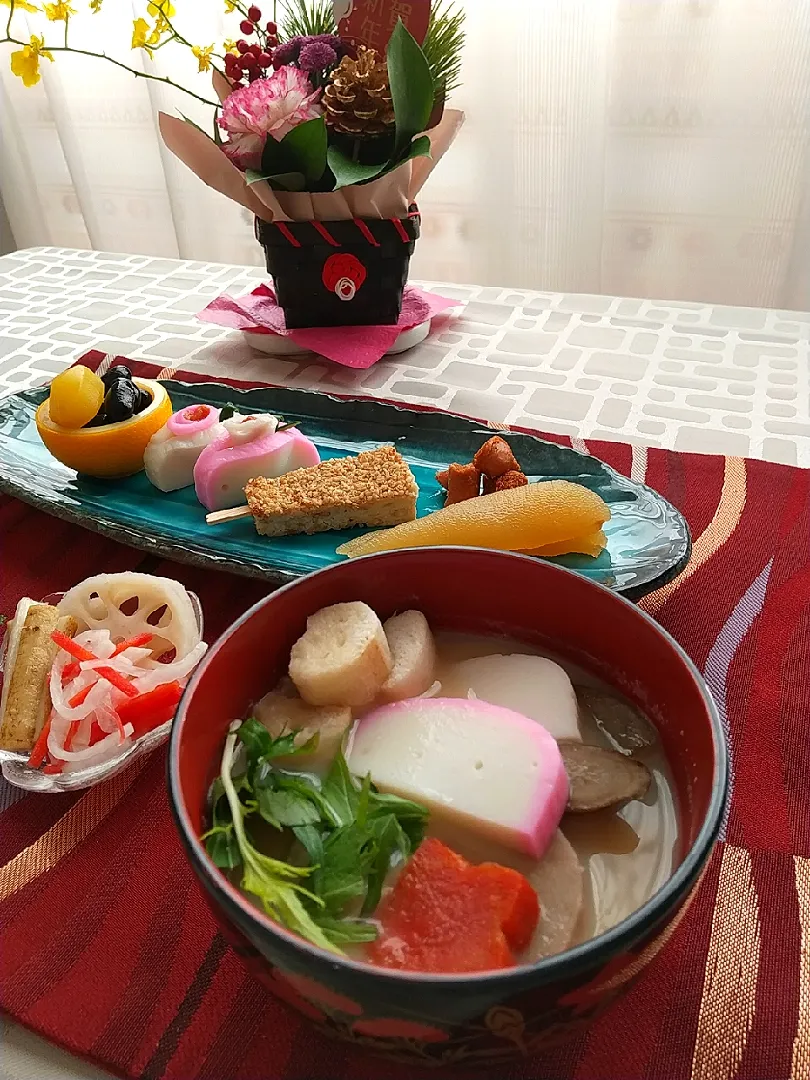 Snapdishの料理写真:☆今日の朝ごはん☆　餅なし雑煮|hamamaさん