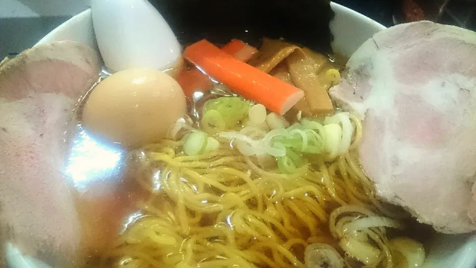 一条流がんこラーメン総本家
上品ラーメン醤油（別名：紫）
＠四谷三丁目3分
（JR新宿駅から徒歩24分）
21002|大脇さん