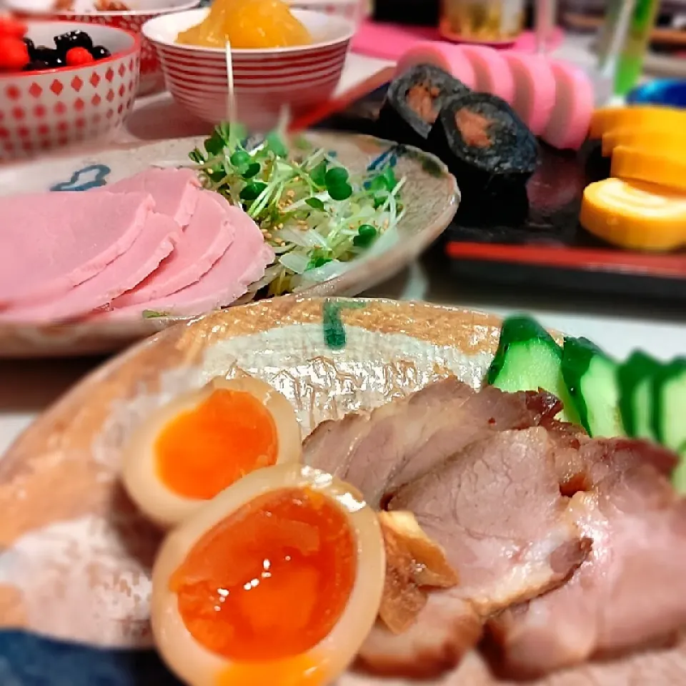 Snapdishの料理写真:好きなものだけ
    今年のおせち料理～♪♪|砂糖味屋キッチンさん