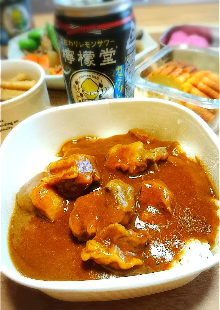 セブンのカレーでお昼ご飯|ポコさん