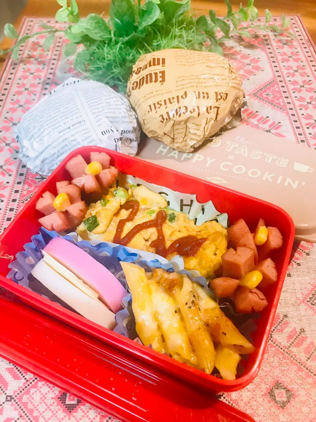 ✲︎今日のお弁当・ツナマヨおにぎり🍙💜💚|🌼はなちゃん🌼さん