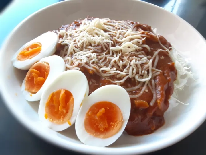 おせちもいいけど、カレーもね|いわしさん