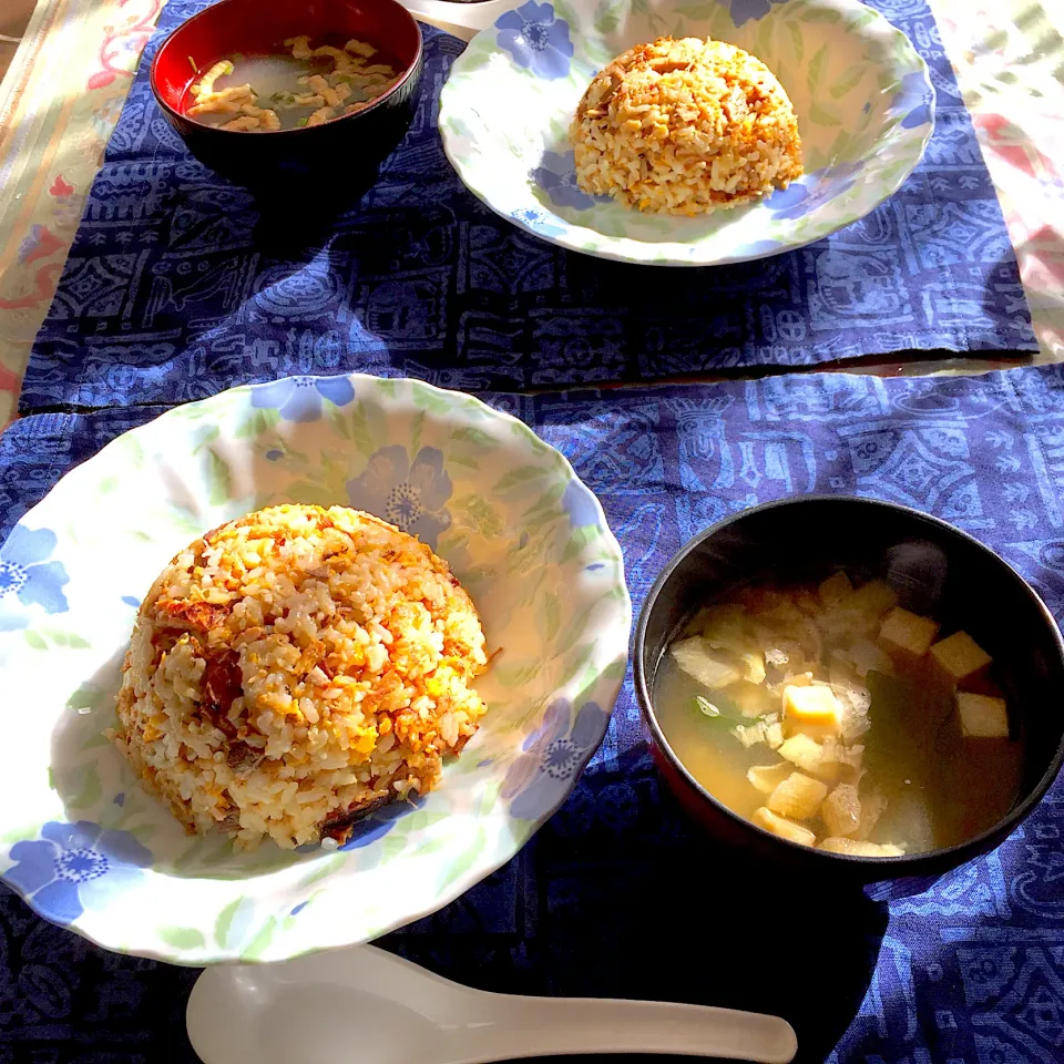 Snapdishの料理写真:残った角煮で炒飯ランチ|Emiさん